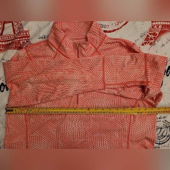 Women Coral Geometric Half-Zip Pullover Size XL - Picture 6 of 15